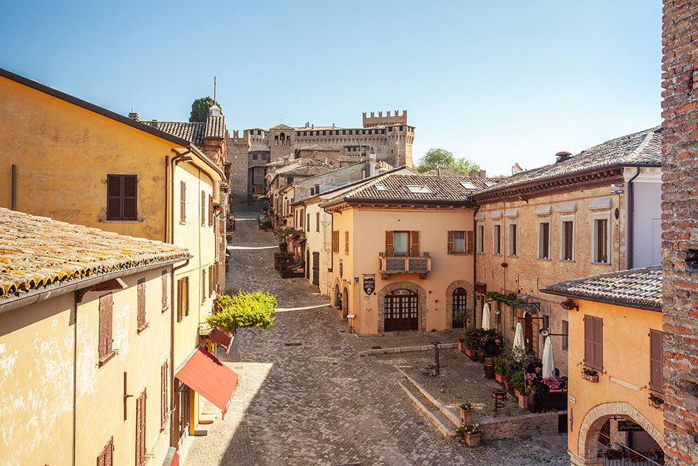  Castello di Gradara (PU) - Biocamini Artigianali ed Artistici senza canna fumaria realizzati da Alessandro Romagnoli