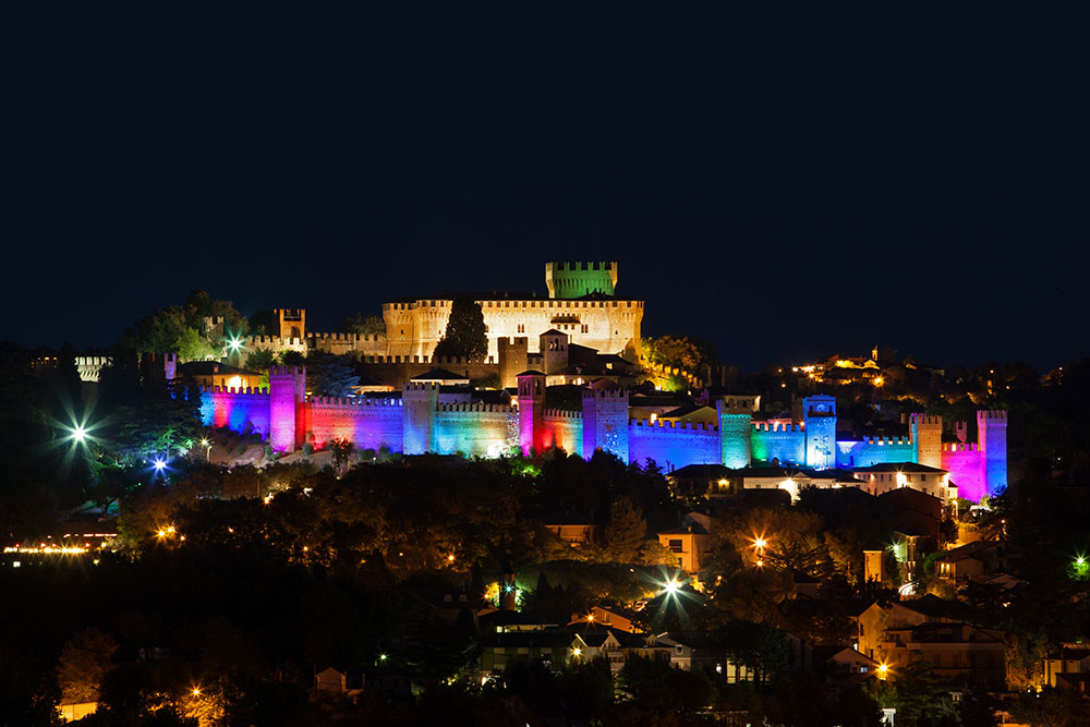 Castello di Gradara (PU) - Biocamini Artigianali ed Artistici senza canna fumaria realizzati da Alessandro Romagnoli